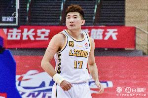 官方渠道-次节带队追分！孙铭徽43分钟贡献22分5篮板6助攻3抢断 正负值+3