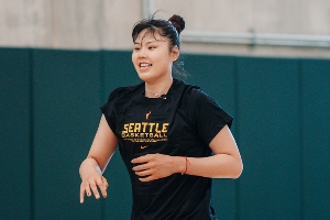 英雄联盟赛事官网直播中心-月初刚打完土超！WNBA风暴队晒李月汝训练照 多名队友点赞❤