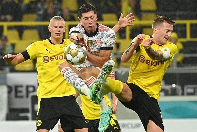 1629243173785010222.jpg 46790147-9901819-image-a-23_1629232768329.jpg